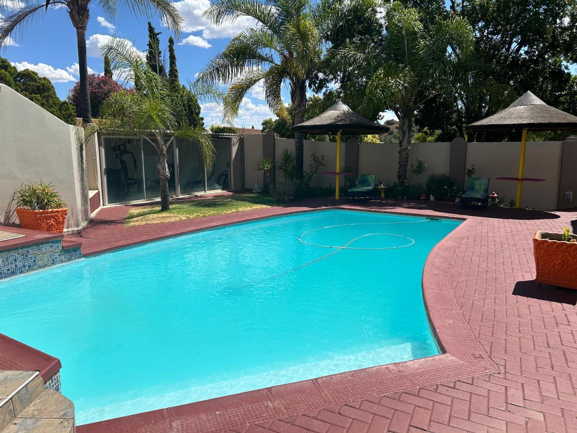 Sibella Guest House Bloemfontein Eksteriør bilde